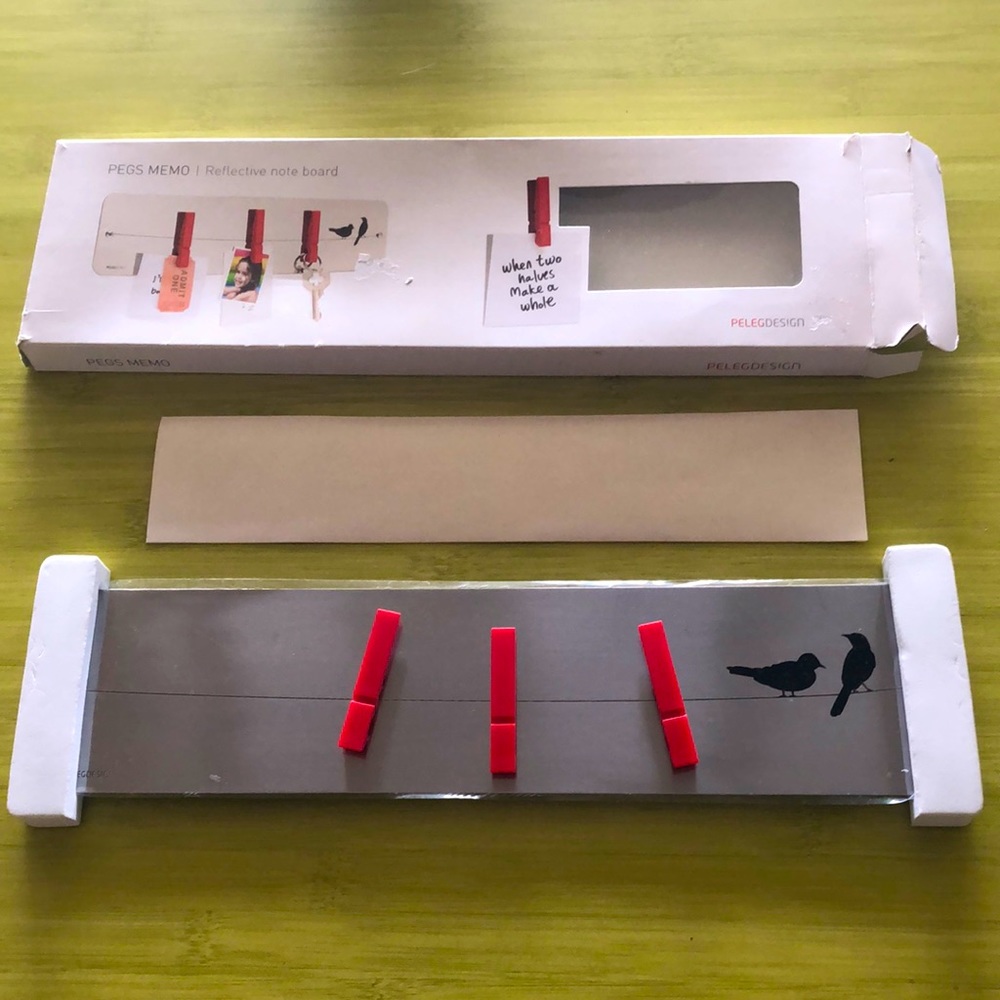 2 for 1! Magnetic metal reflective memo note board bird wire design with magnets